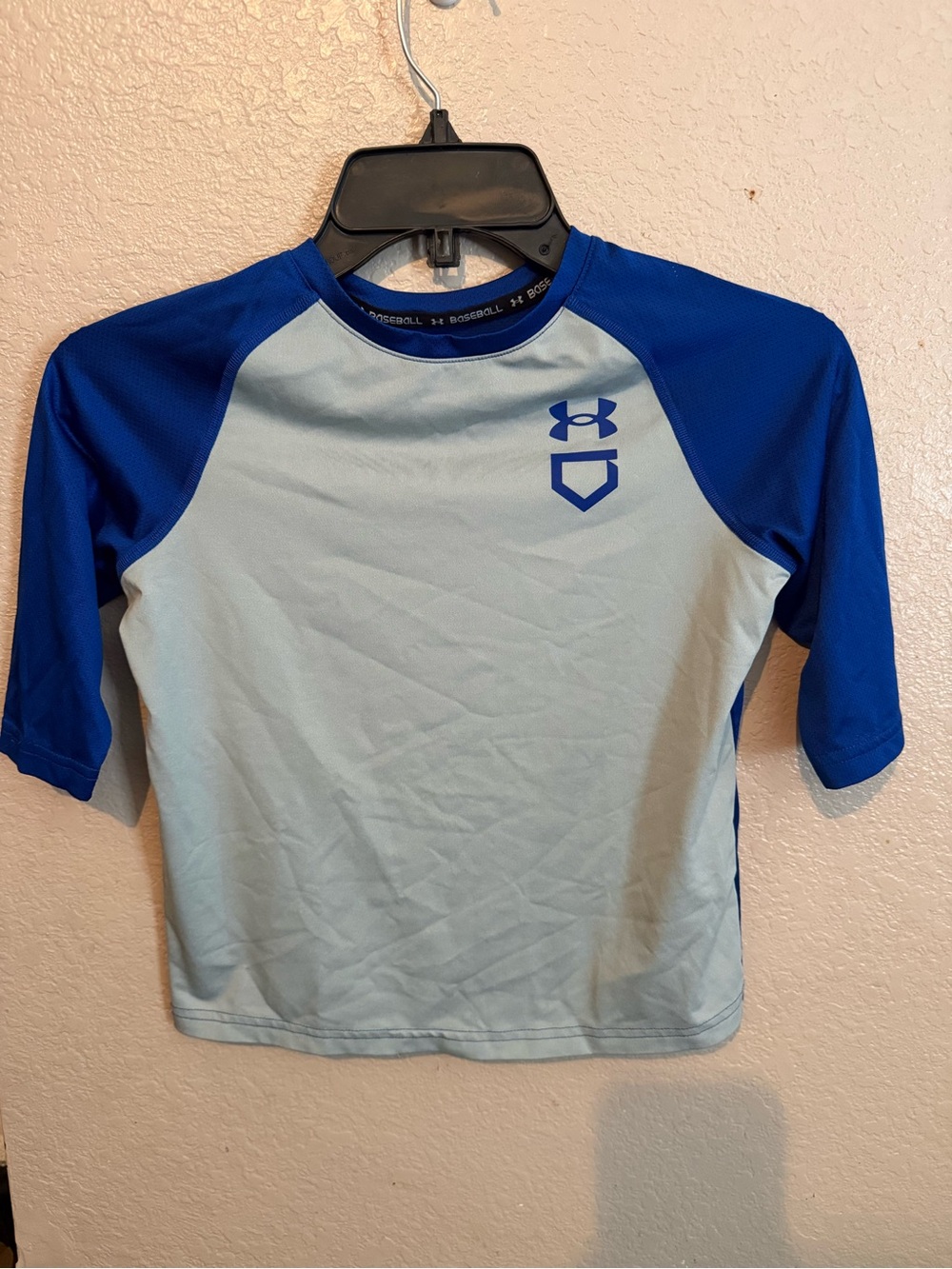 Under Armour Light Blue and Royal Blue Short Sleeve Athletic Tee